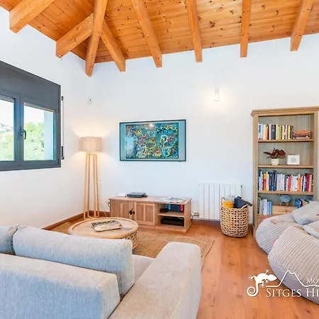 فيلة Serranita - Stylish With Views And Air Conditioning 15 Mins To Sitges Olivella