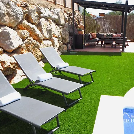Villa Serranita - Stylish With Views And Air Conditioning 15 Mins To Sitges *