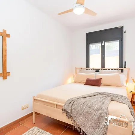 Villa Serranita - Stylish With Views And Air Conditioning 15 Mins To Sitges