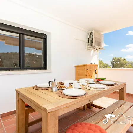 Serranita - Stylish With Views And Air Conditioning 15 Mins To Sitges *